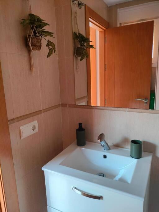 Apartmán Bajo Con Jardin A Pie De Playa Y Piscina Comunitaria Con Jacuzzi Playas de Vera Exteriér fotografie